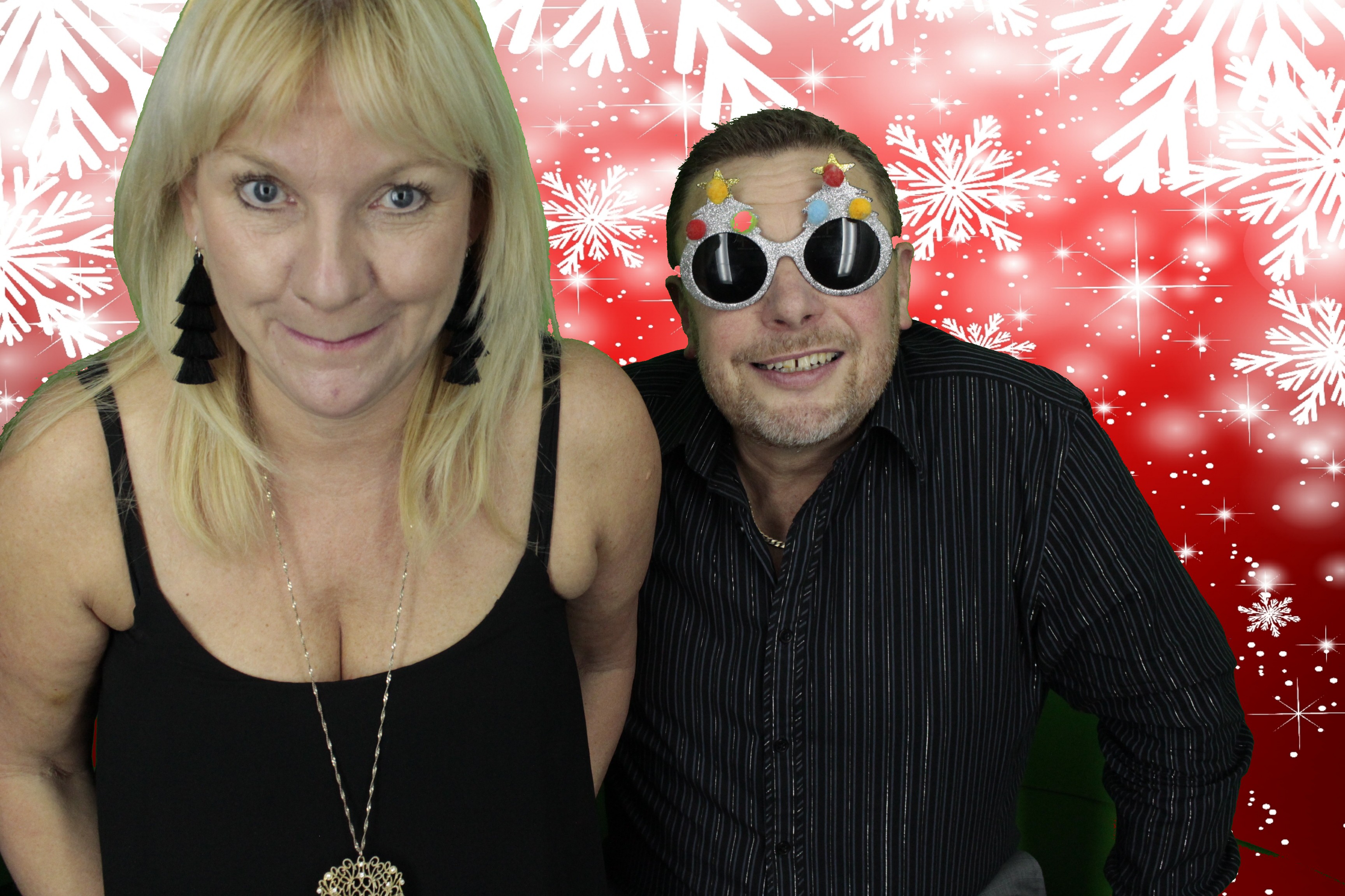 Silvermere Christmas Party | View more photos from the event at gallery.myphotoboothexperience.co.uk/u/MyPhotoBoothExperienceLtd/Silvermere-Christmas-Party-3